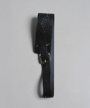 STUD PATTERN WIDE BELT IN BLACK