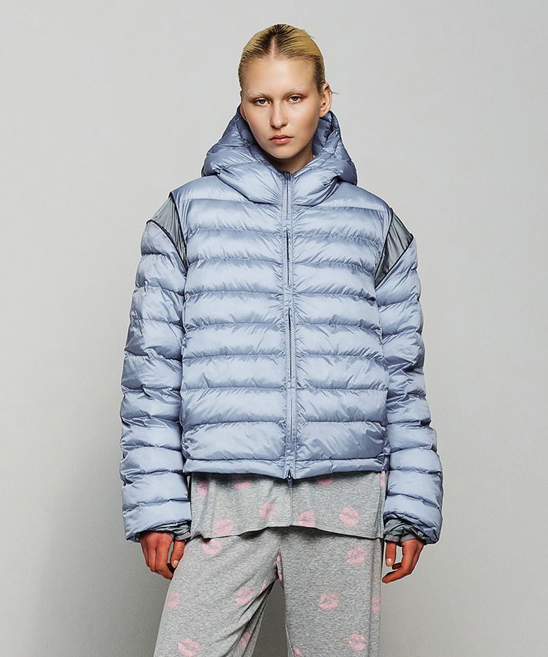 POINT WELLON HOODED JACKET IN SKY BLUE