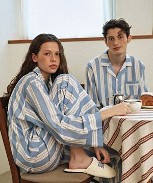 (uni) 스탠다드 파리 긴팔 파자마 2Size