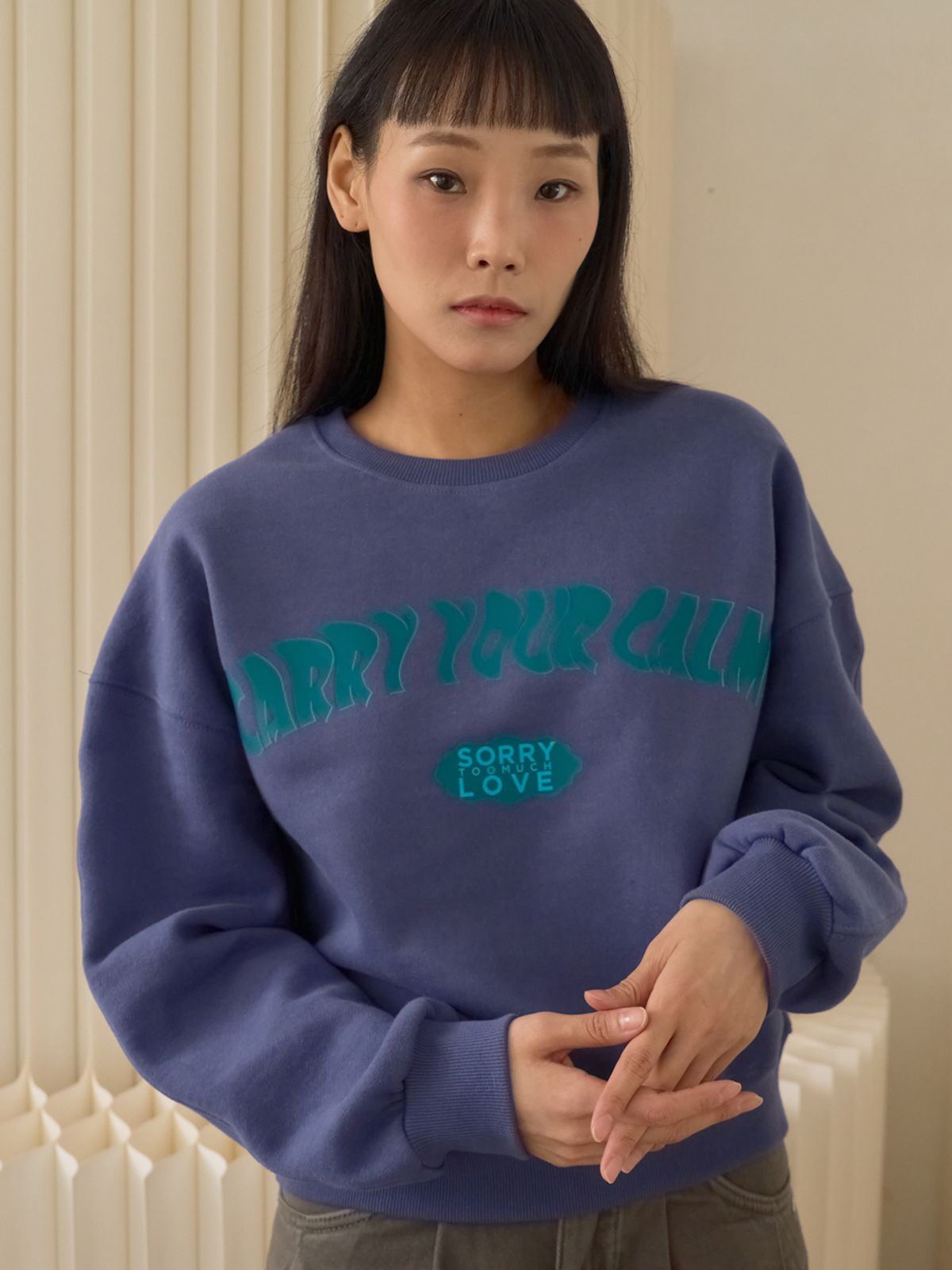 쏘리, 투 머치 러브(SORRY, TOO MUCH LOVE) Carry Your Calm Sweatshirt_Blue