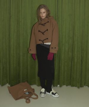 BUTTON SLIT BANDING H-LINE MIDI SKIRT (BLACK)