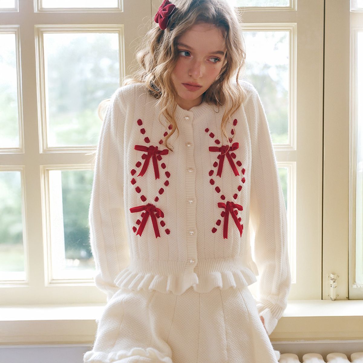 쎄무아듀(CEST MOIDEW) Cest_Ruffle velvet bow knit cardigan