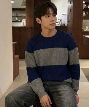 스트라이프 라운드넥 니트 -2color