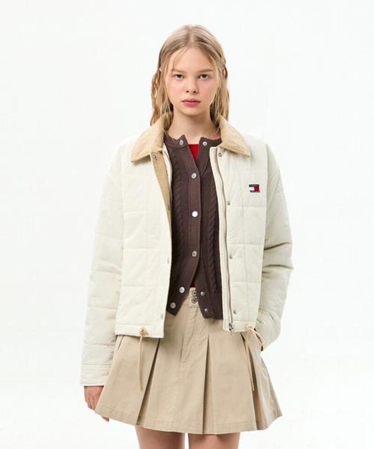 타미진스(TOMMY JEANS) 크롭 퀼팅 재킷 (T32G0WJC10TWL1YBH)