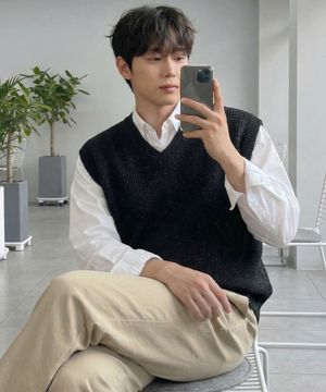 오버사이즈 브이넥 니트 베스트 -2color