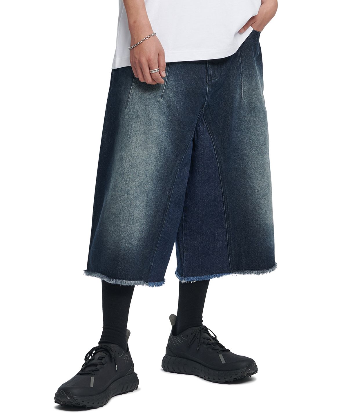 노매뉴얼(NOMANUAL) D.T WASHED DENIM BERMUDA PANTS - WASHED NAVY