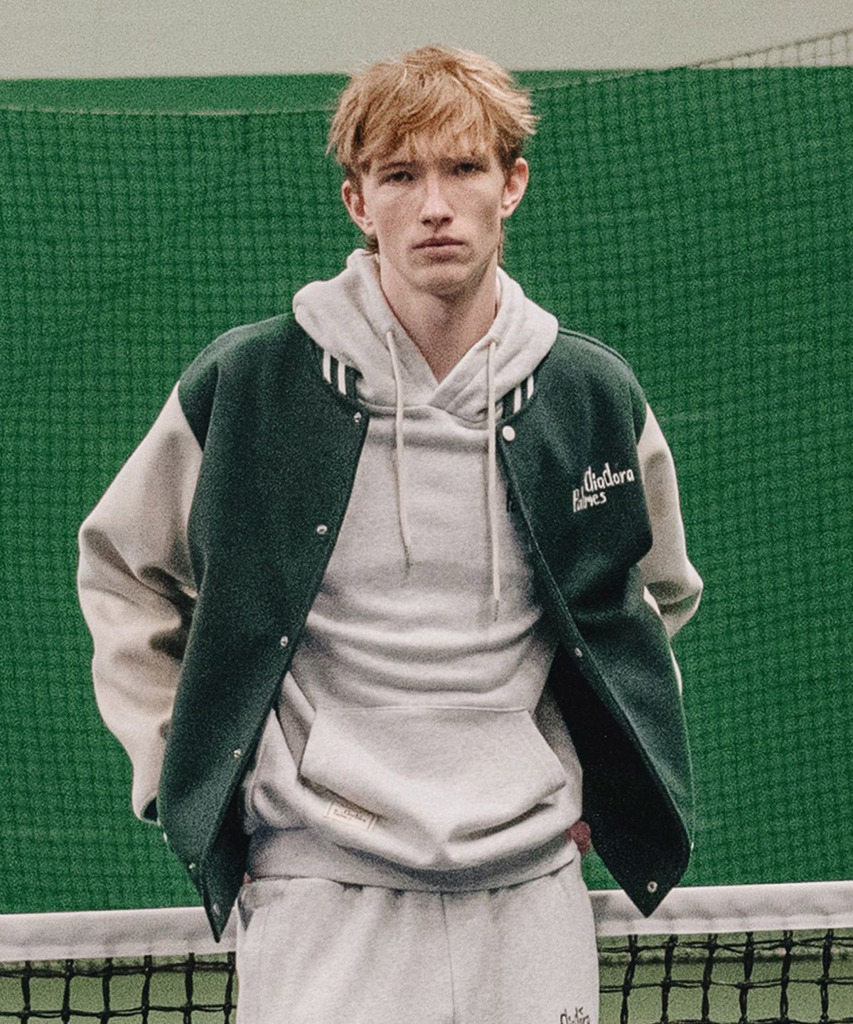 디아도라(diadora) [DIADORA by PALMES] 그래픽 바시티 자켓 GREEN
