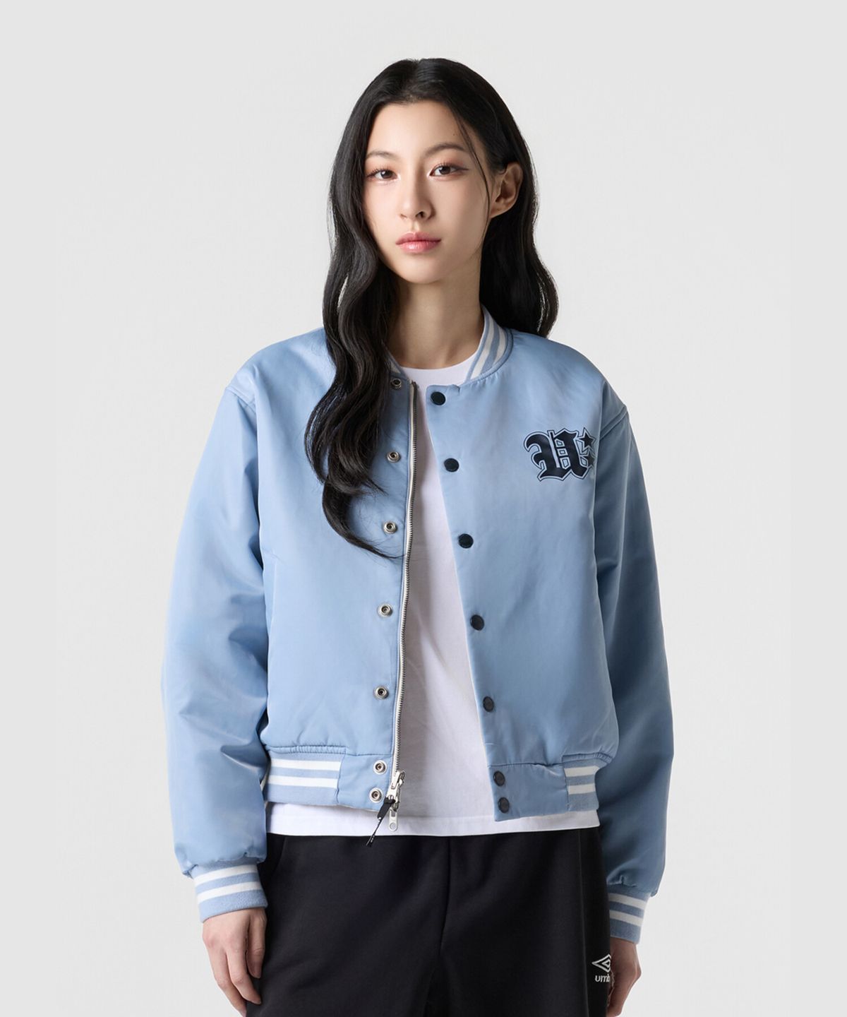 엄브로(UMBRO) 리버시블 봄버 패딩 자켓 아이보리 UR124CPJ21