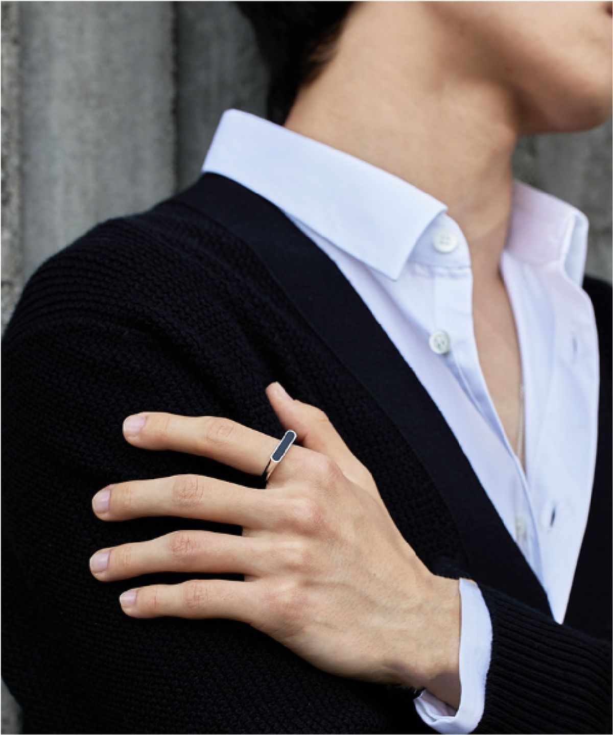 그라스마티네(GRASSE MATINEE) Bar Stone Ring Black