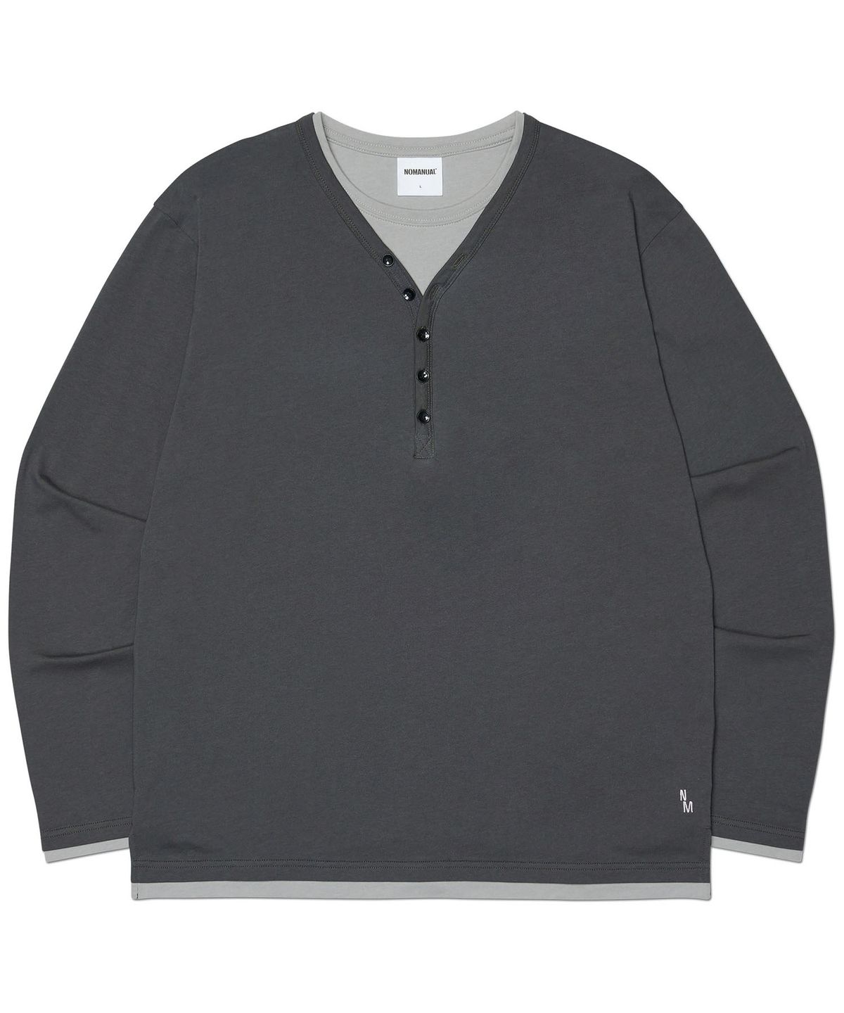 노매뉴얼(NOMANUAL) LAYERED HENLEY NECK LONG SLEEVE TEE - CHARCOAL