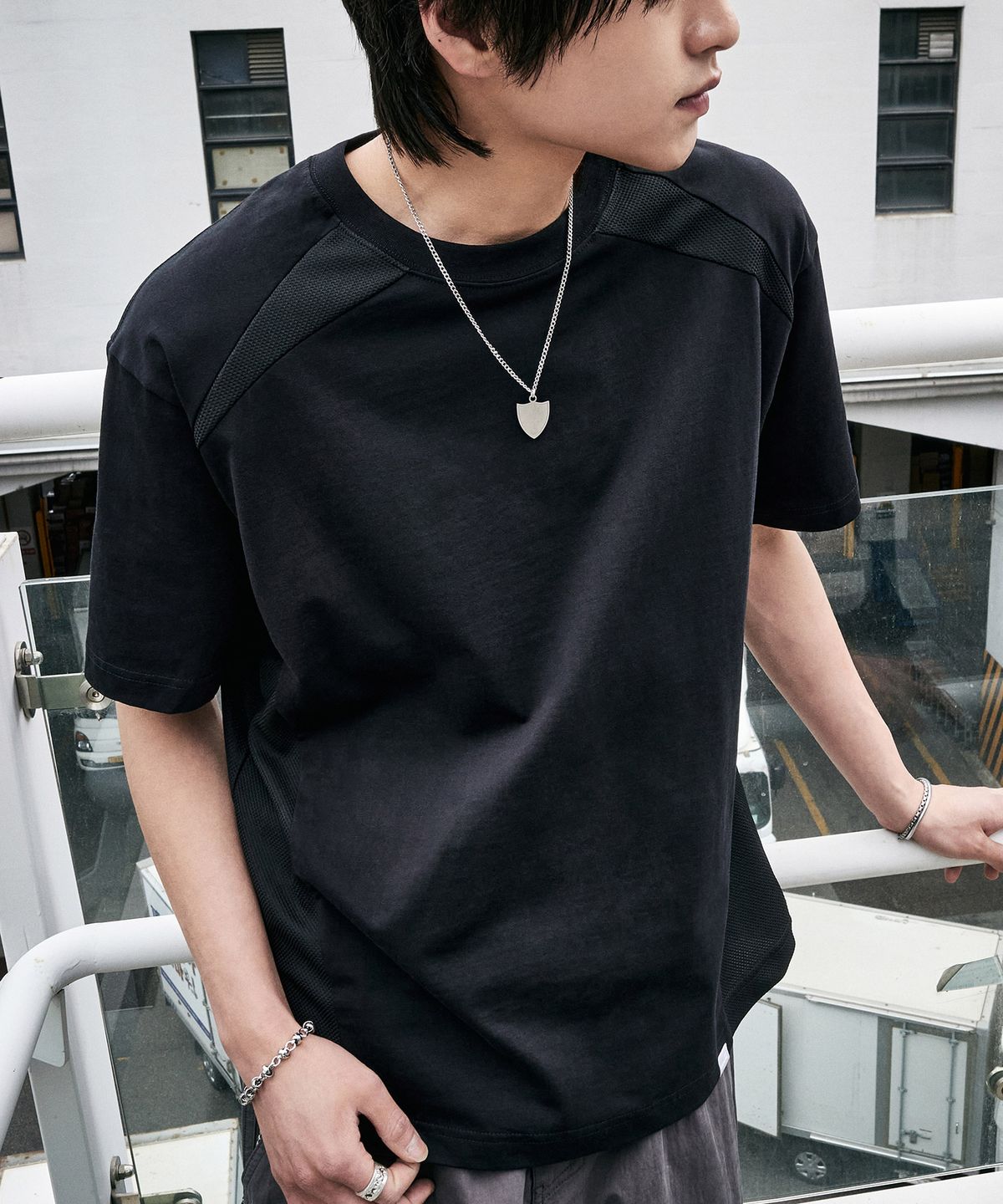 노매뉴얼(NOMANUAL) W.B T-SHIRT - BLACK