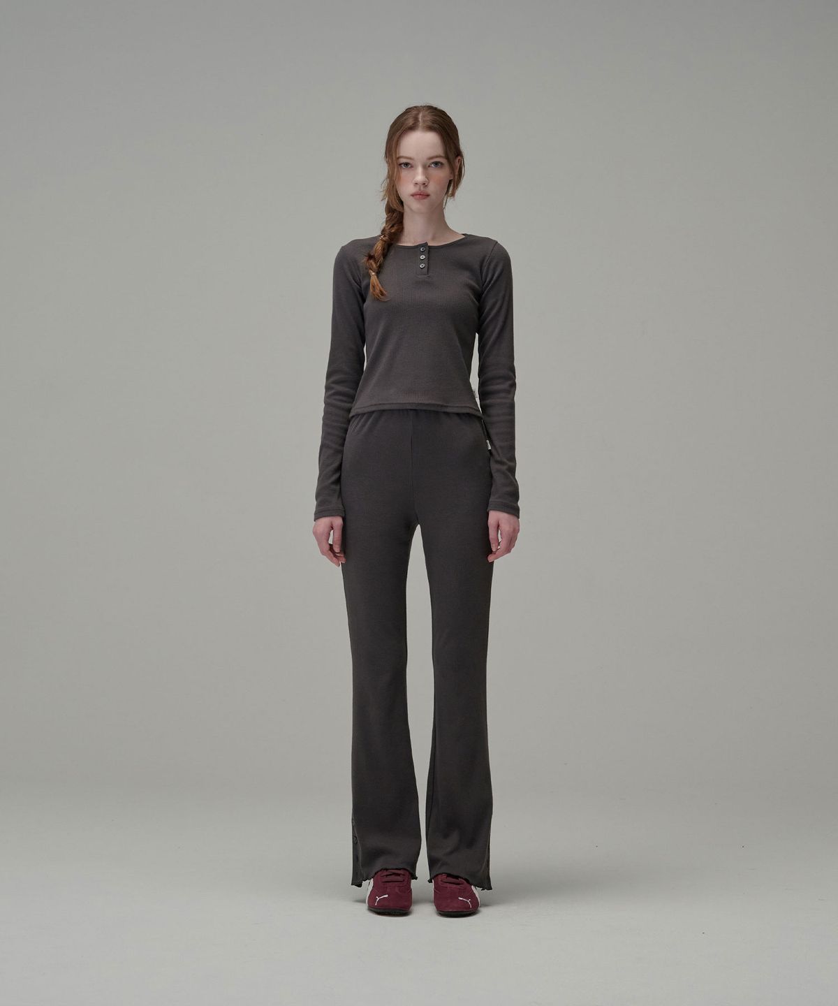 우네(OONE) [Set-Up] Cotton Henley-neck Top&Side Button Pants_Charcoal