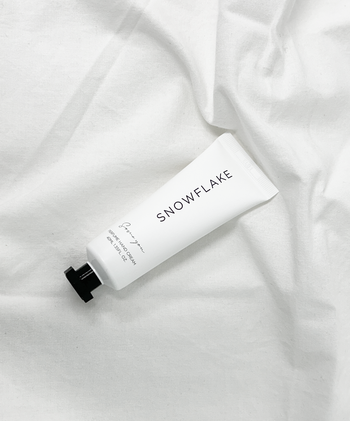 썸유(SOMEYOU) 퍼퓸 핸드크림 스노우플레이크 40ml