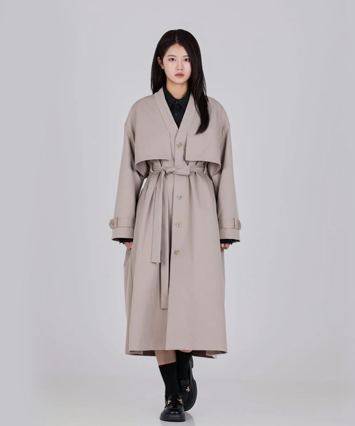신서울(SHEENSEOUL) 칼깃 트렌치 코트
