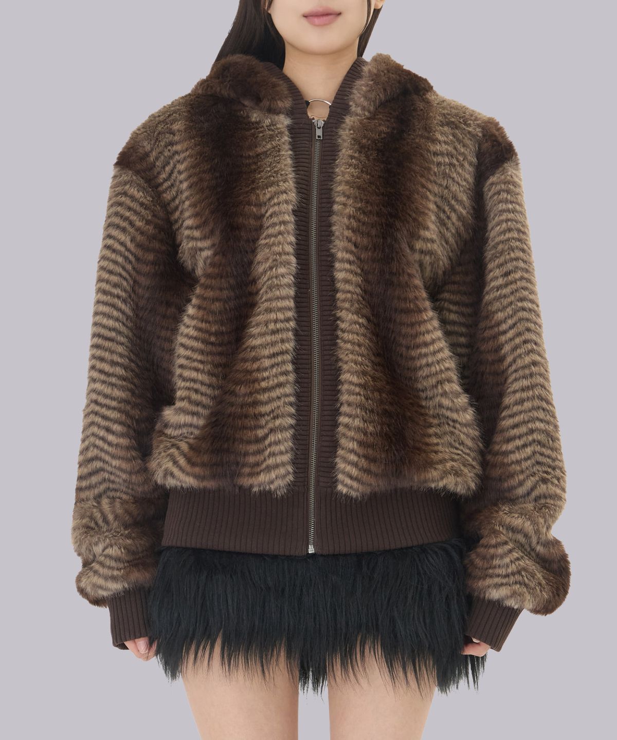 제이디드 런던(JADED LONDON) (U) 스트라이프드 포 퍼 베어 재킷 브라운 STRIPED FAUX FUR BEAR JACKET BROWN