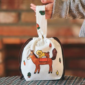 럭키포니데이 핸들 파우치백_춘식이