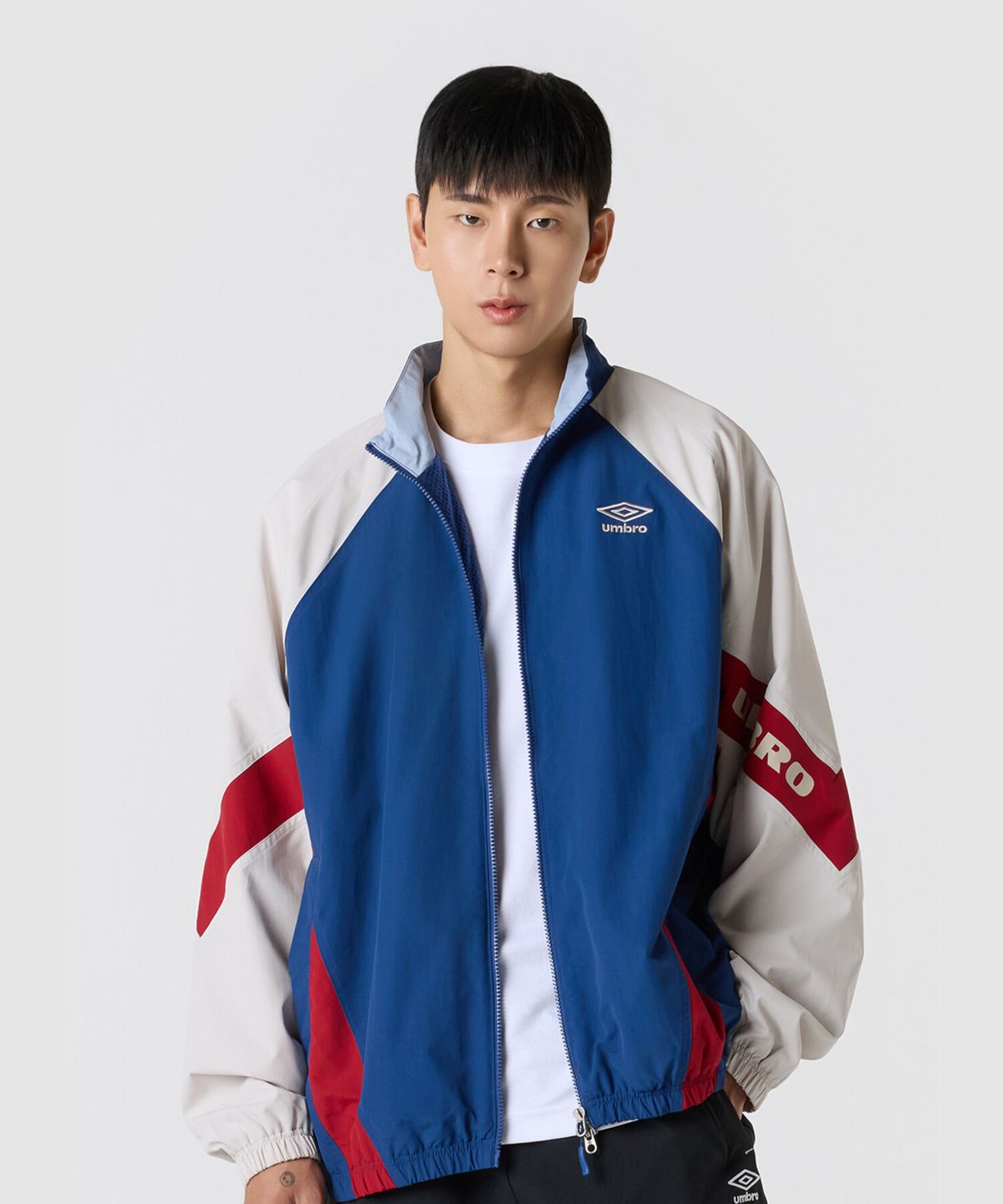 엄브로(UMBRO) 팝러쉬 기모 바람막이 자켓 블루 UR123CJK14