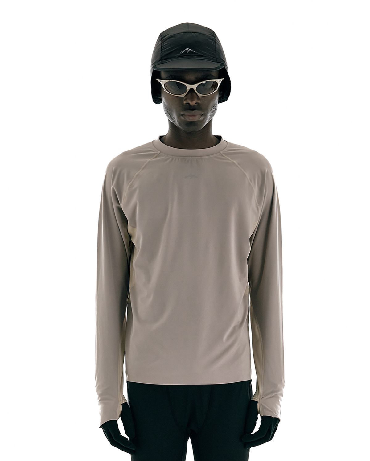 콜드웜(COLDWARM) Curved Base Layer (Stone Beige)