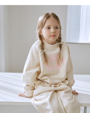 러블링 맨투맨(크림)