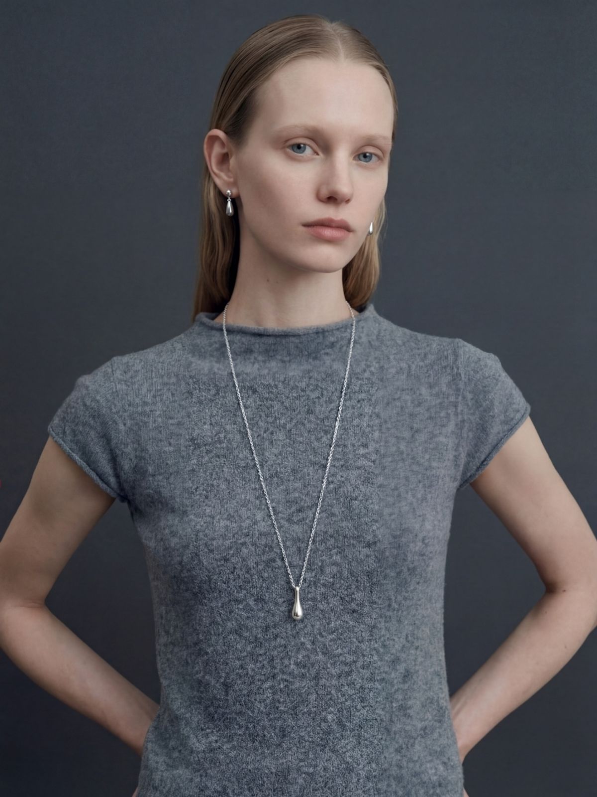리엔느와르(leeENoir) Drop Silver Necklace