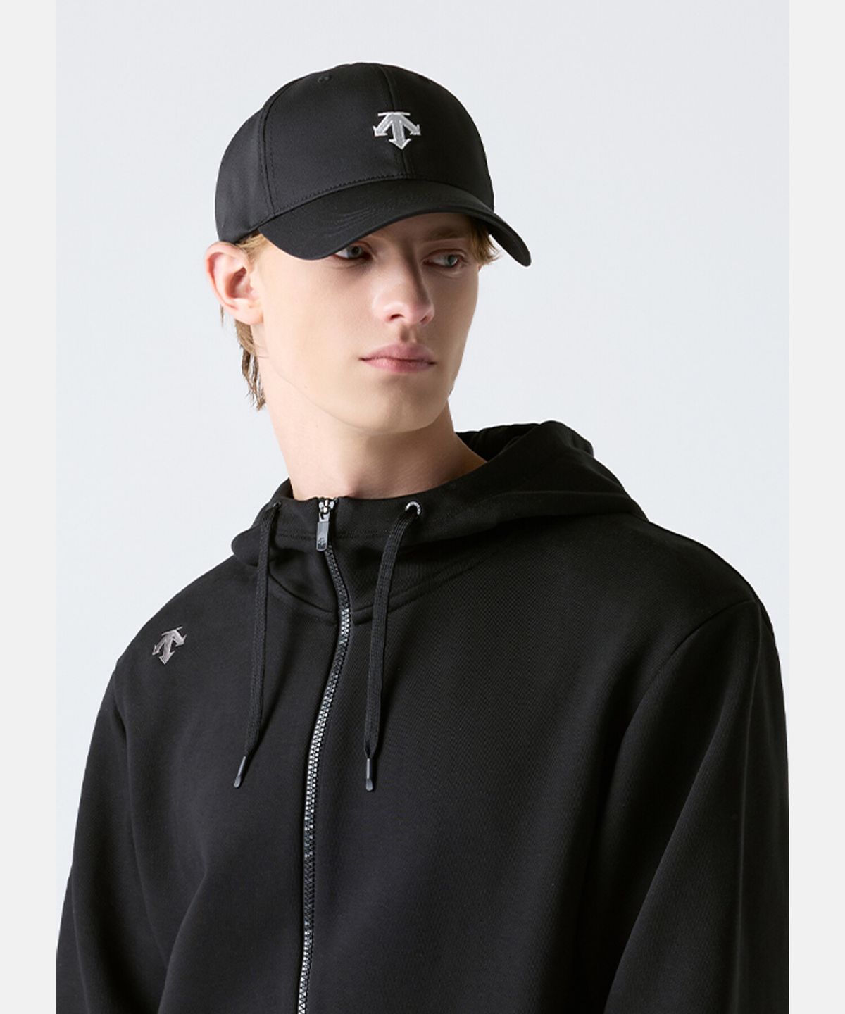 데상트(DESCENTE) 소프트 플랙스 볼캡 블랙 SR123UCP13