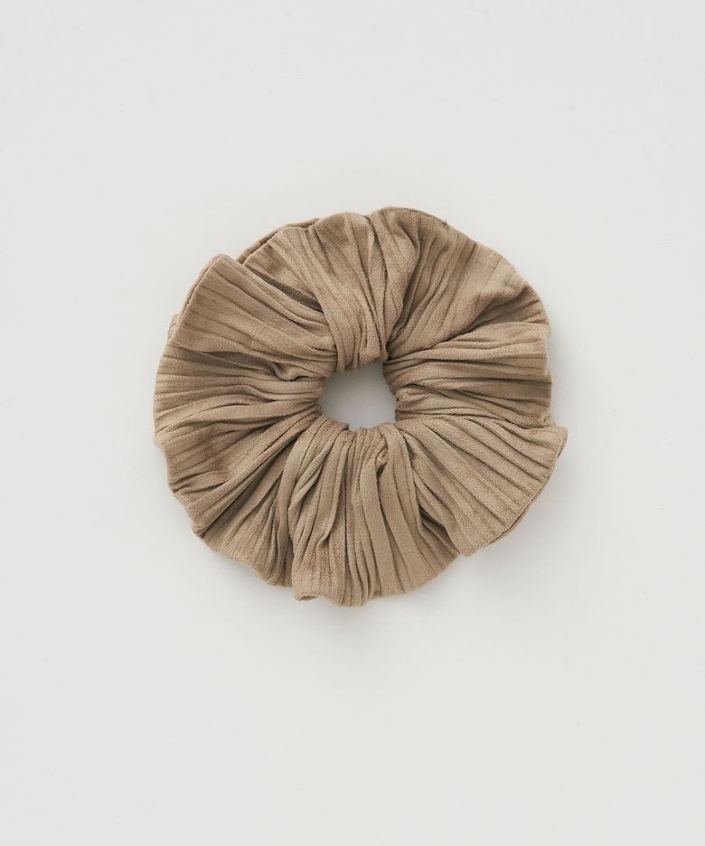 Suede Pleats Scrunchie(Beige)