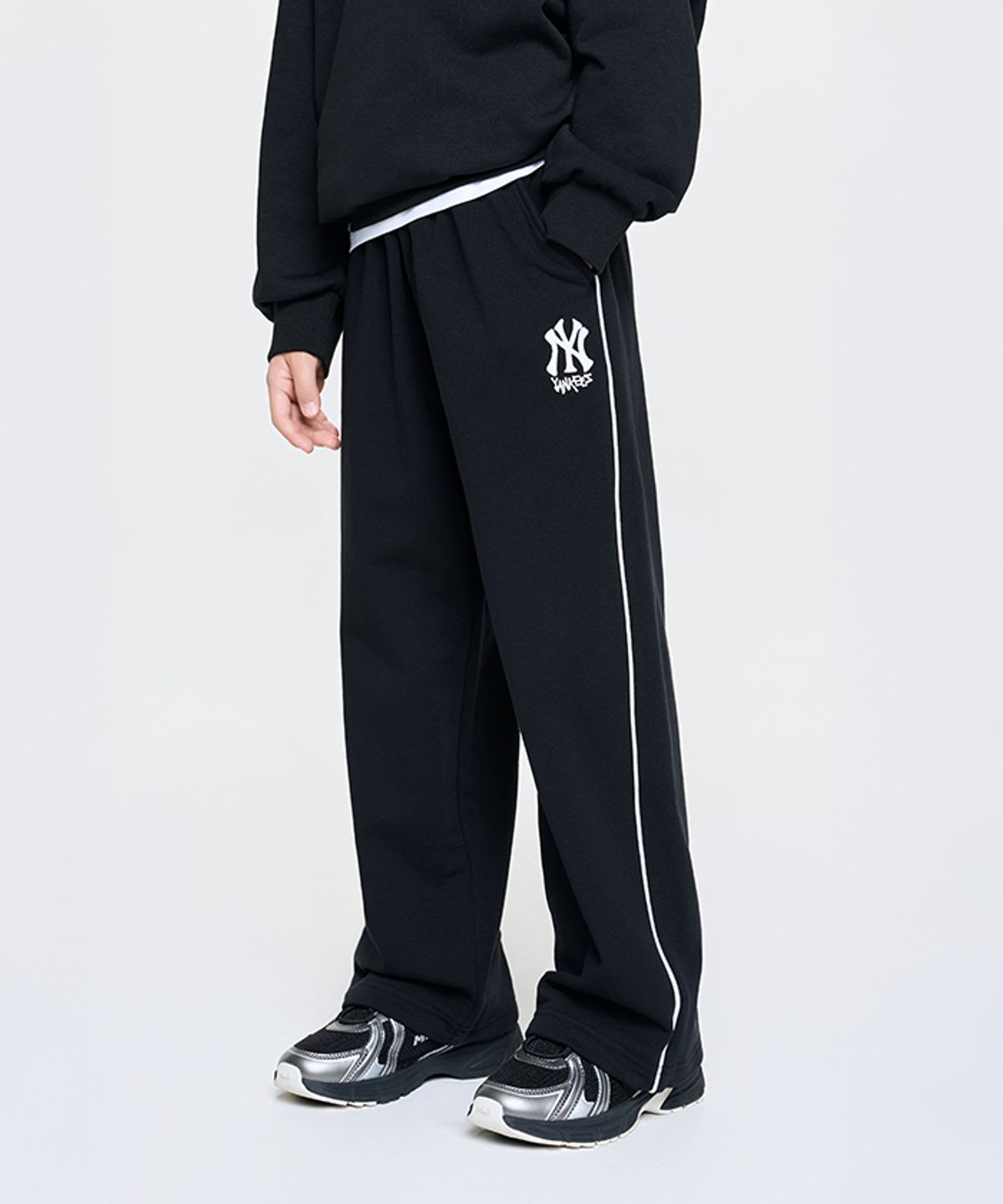 엠엘비 키즈(MLB KIDS) 베이직 컬러배색 스트링 와이드 팬츠 NY (Black)