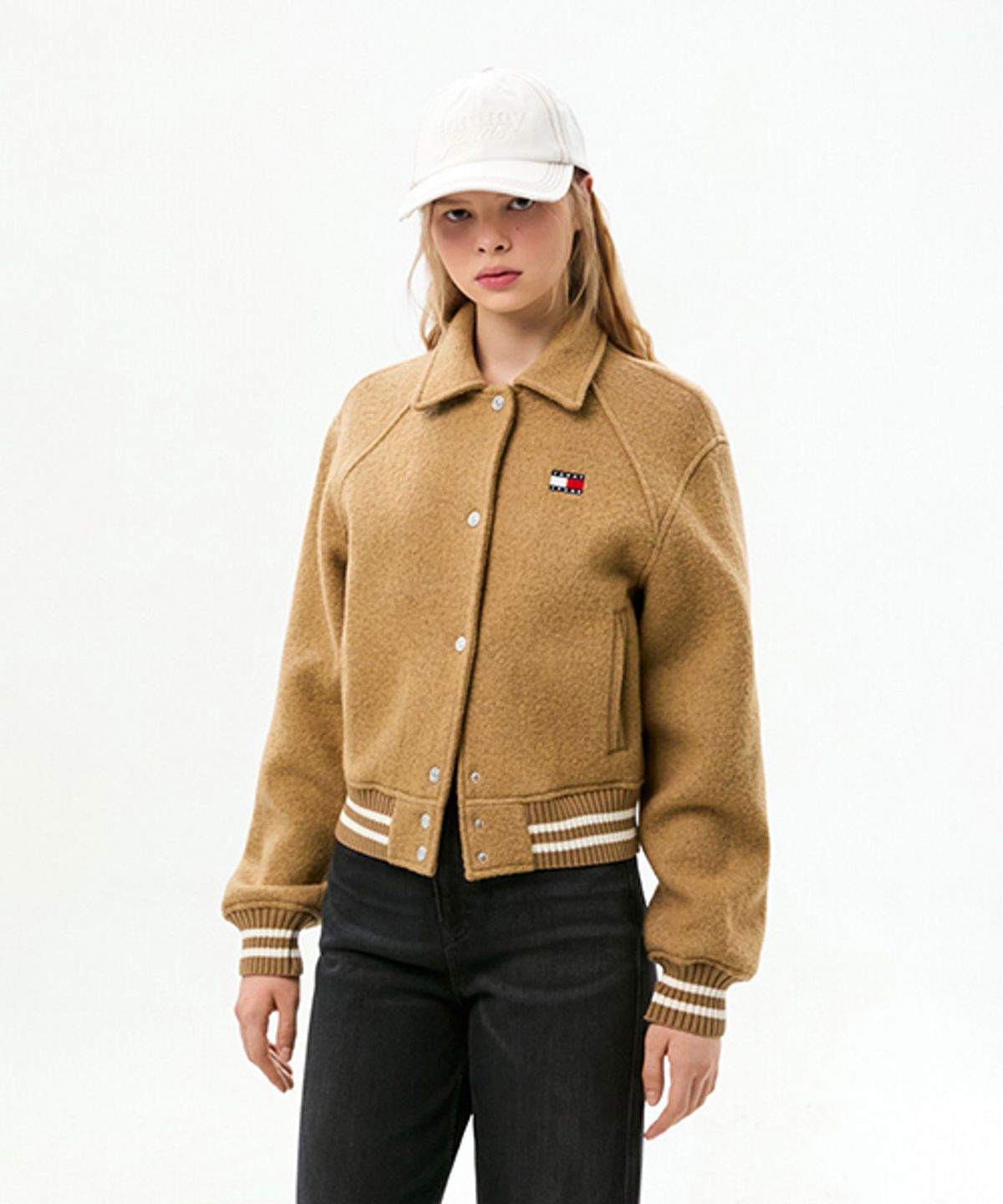 타미진스(TOMMY JEANS) 울 블렌드 바시티 재킷 (T32G0WJC11TWL1AEN)
