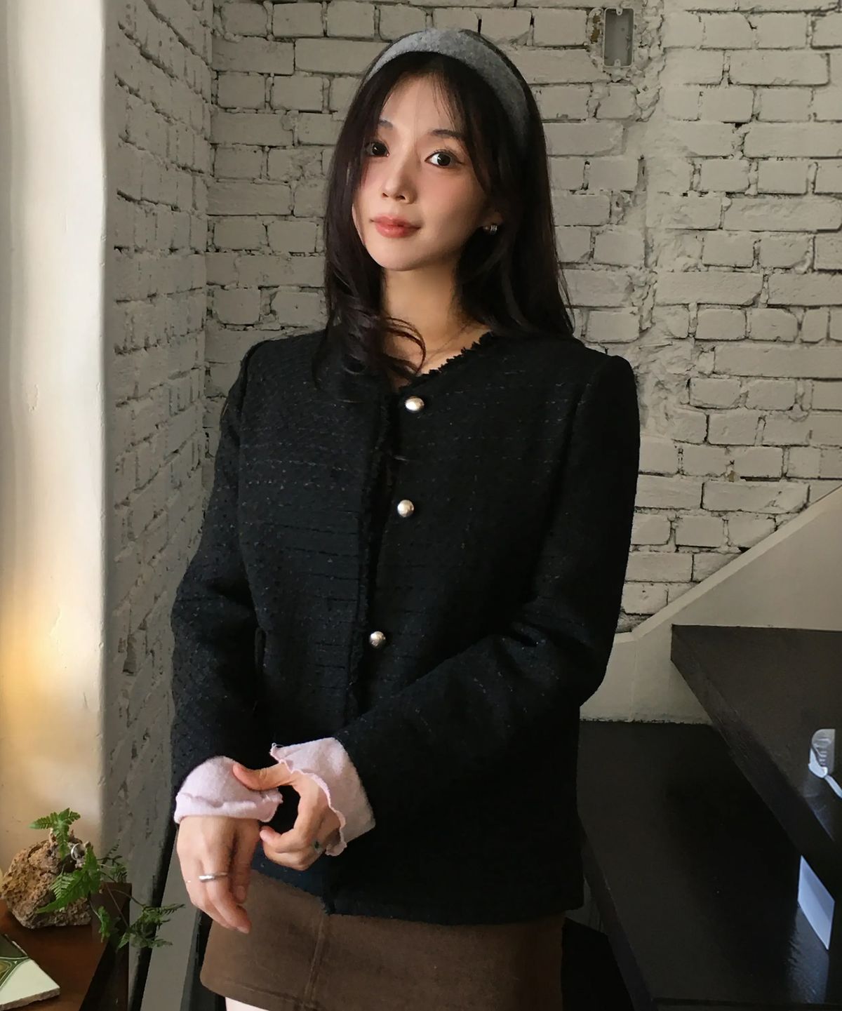 로엠(ROEM) 미디 트위드 자켓 (BLACK) RMJKG12S11