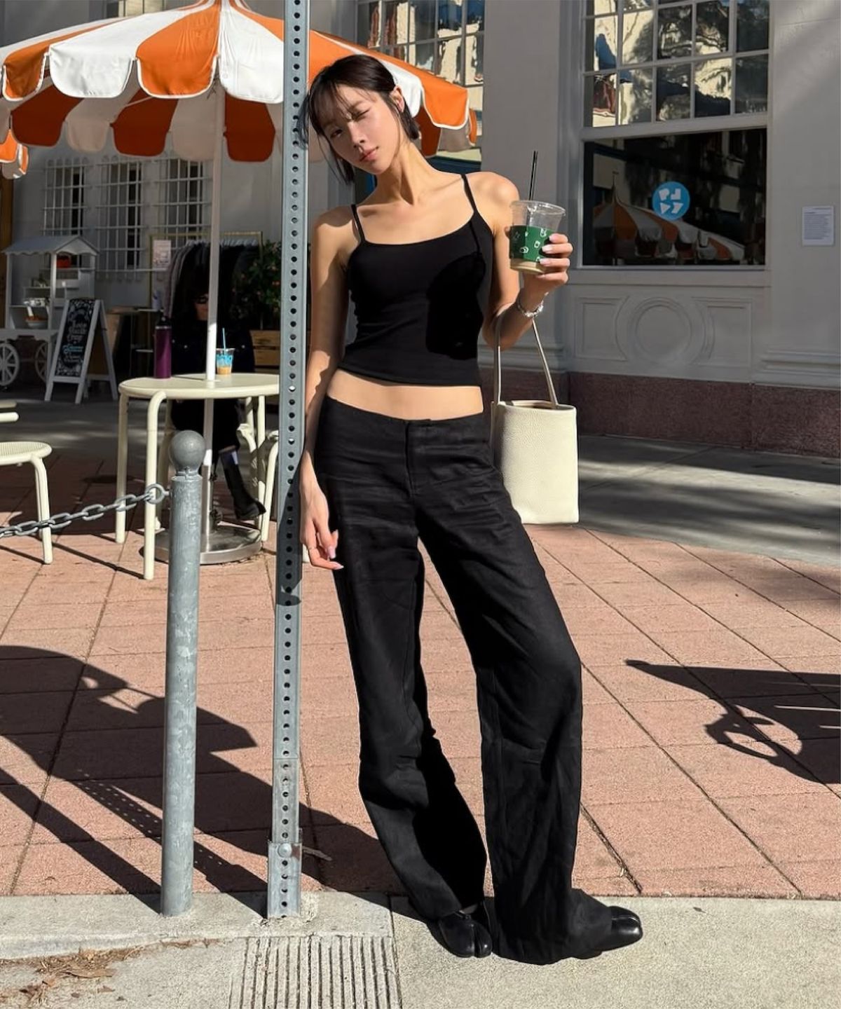 글로니(GLOWNY) G LINEN SLACKS (BLACK)