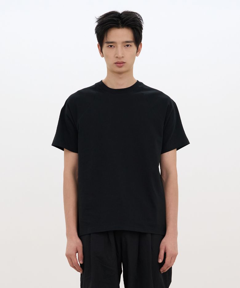 Curved Raglan T-Shirt Black