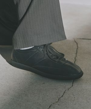 [패션플래닛 X 로맨틱무브] 이지보니스 플랫 스니커즈 R26M900 / 블랙