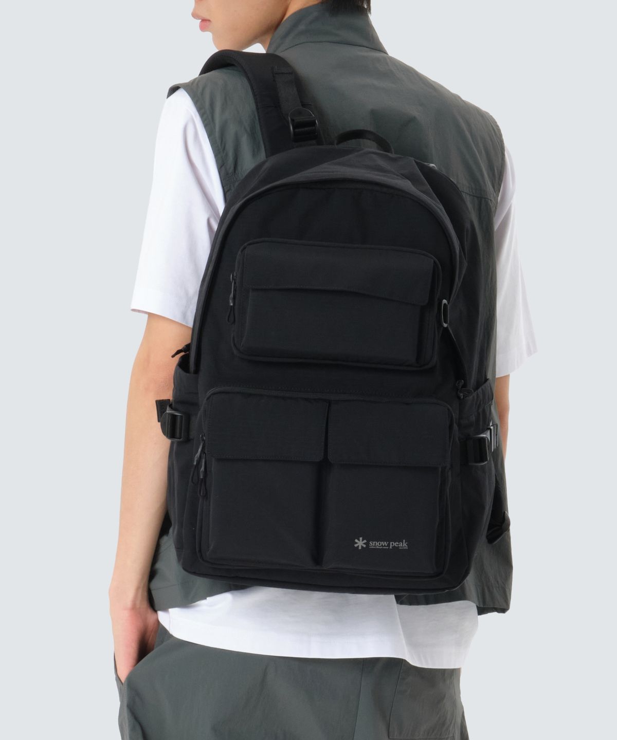 스노우피크 어패럴(SNOWPEAK APPAREL) 듀얼테크 멀티 포켓 백팩 25L (S26SUFBP35) Black