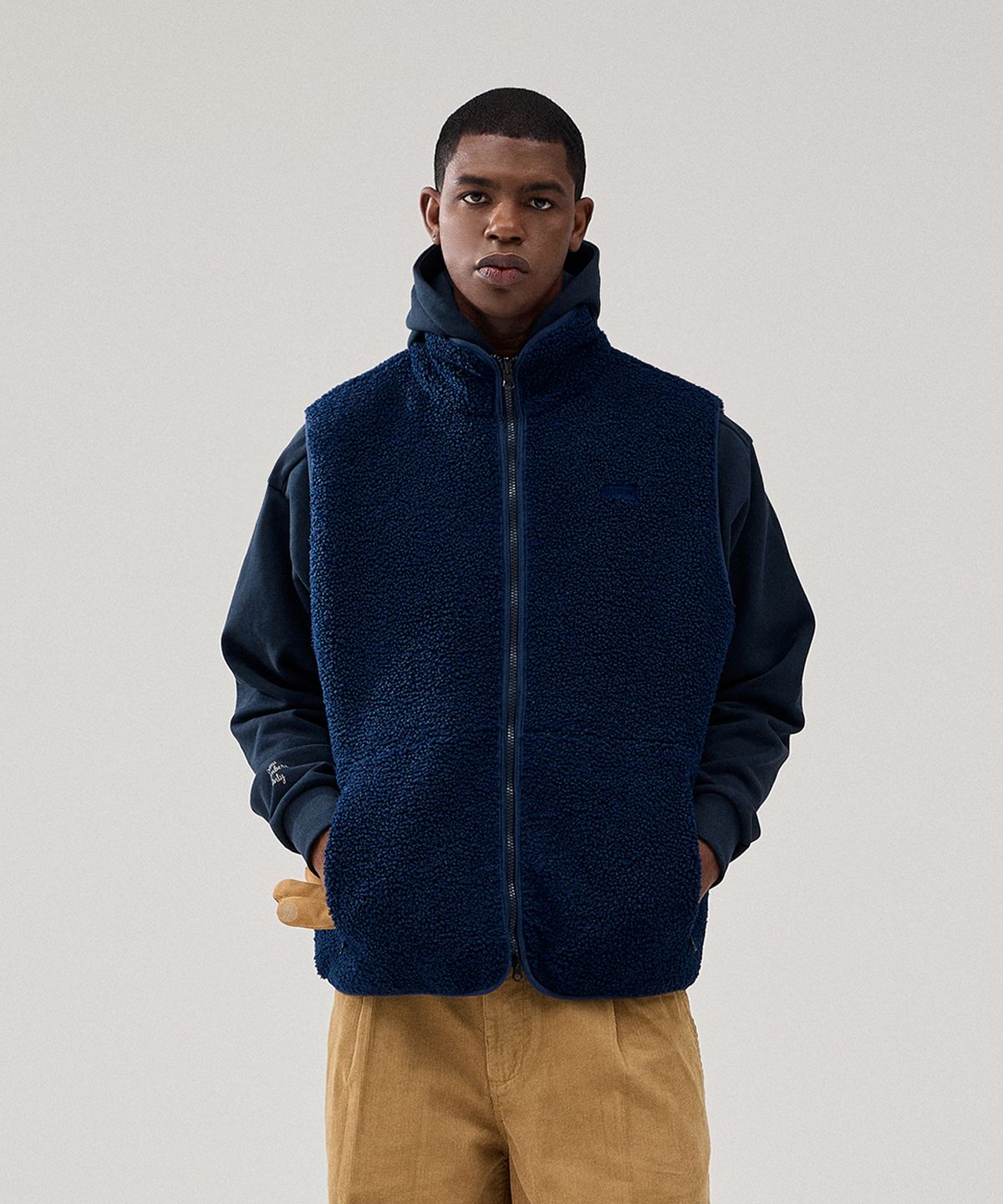 크루멤버스온리(CREW MEMBERS ONLY) REVERSIBLE FLEECE VEST NAVY