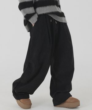 코듀로이 본딩 와이드 파라슈트 팬츠 (블랙)