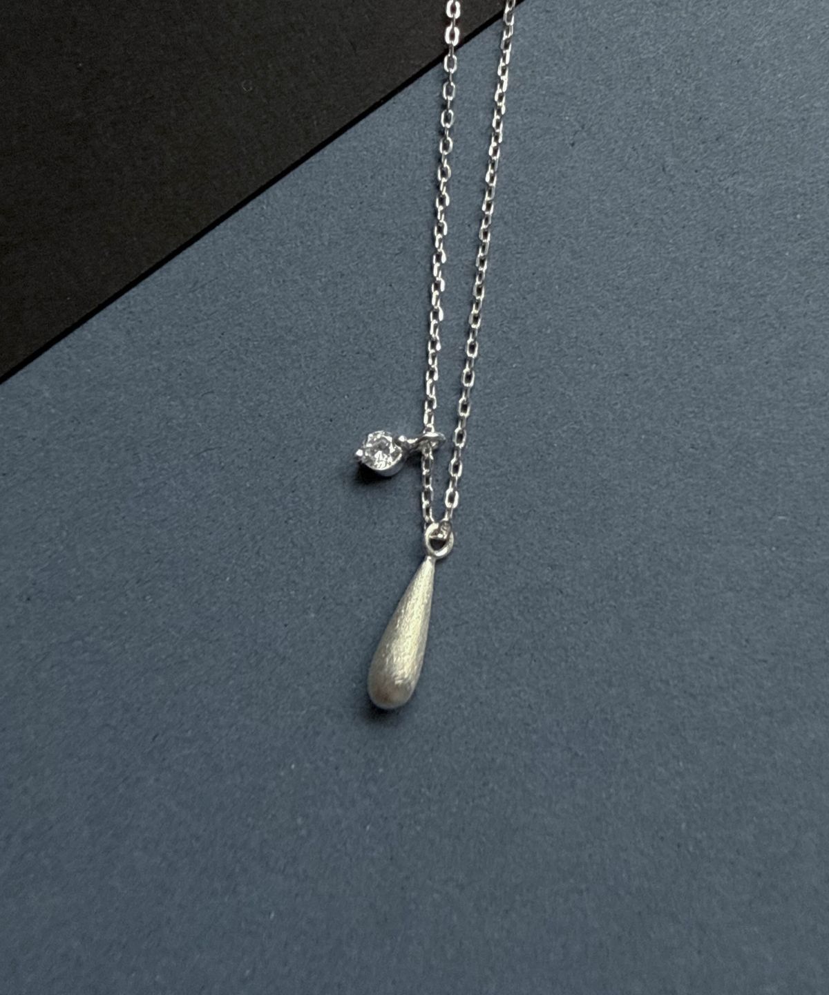 바라두(BARADU) 925 Mini dew pendant necklace