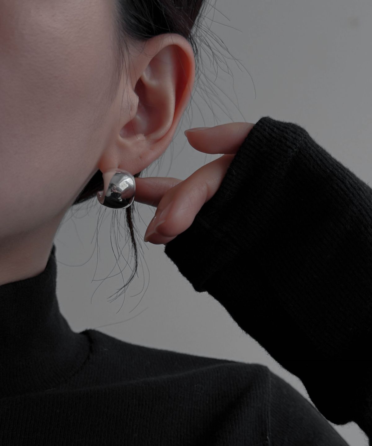 바라두(BARADU) 925 Half moon bold stud earrings