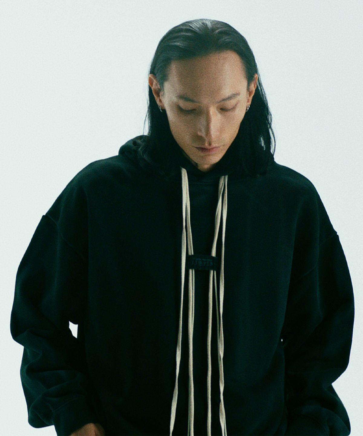 오프스핀(OFFSPIN) 900G 딥블랙 워시 미스핏 후디