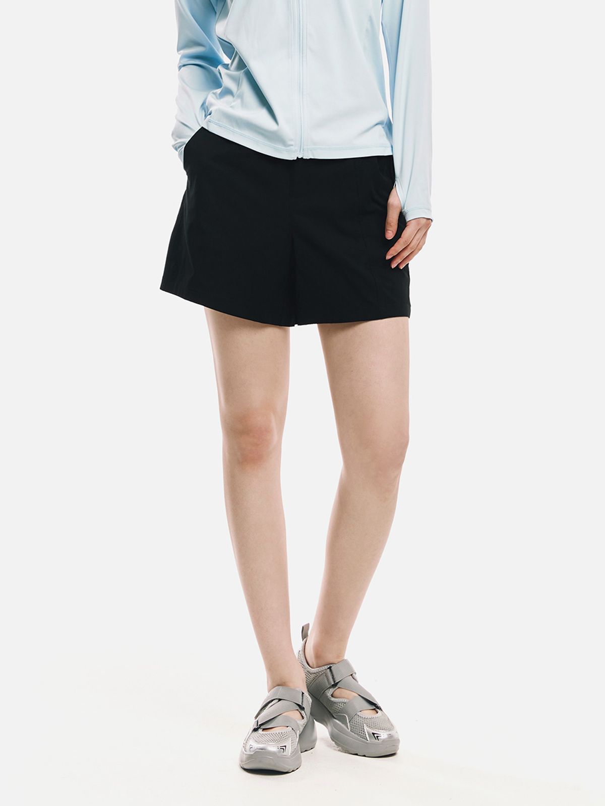 배럴(BARREL) 우먼 에센셜 4부 레깅스 쇼츠 블랙 (B6SWWLP003BLK)