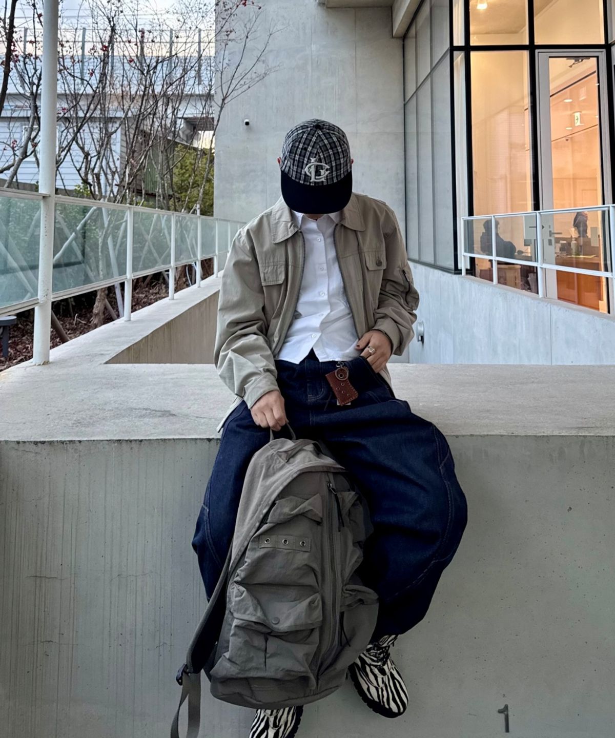 엄브로(UMBRO) 블리츠 백팩 (30L) 카키 베이지 UR123CBP25