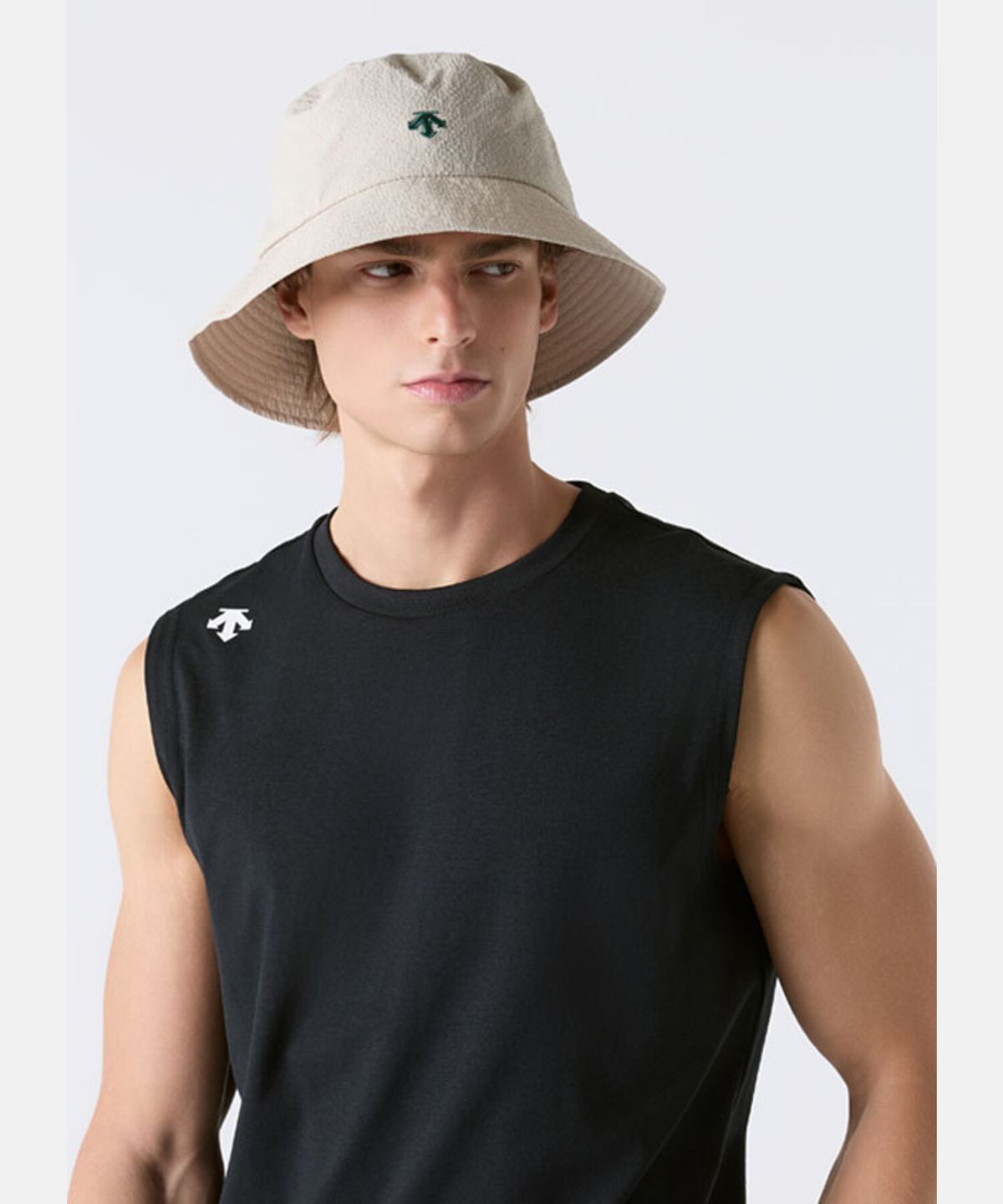 데상트(DESCENTE) 선쉴드 나일론 버킷햇 베이지 SR123UCP1H