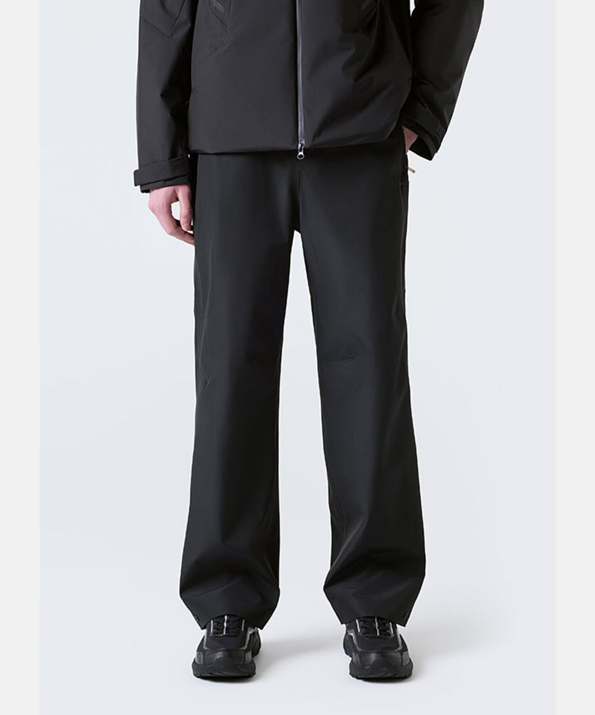 데상트(DESCENTE) 듀얼리스 3LAYER 스트레이트 팬츠 블랙 SR121DPT12
