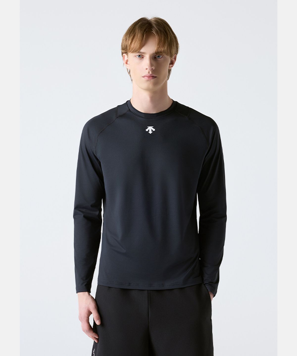 데상트(DESCENTE) 트레이닝 벡터 긴팔 베이스레이어 블랙 SR121TCO13