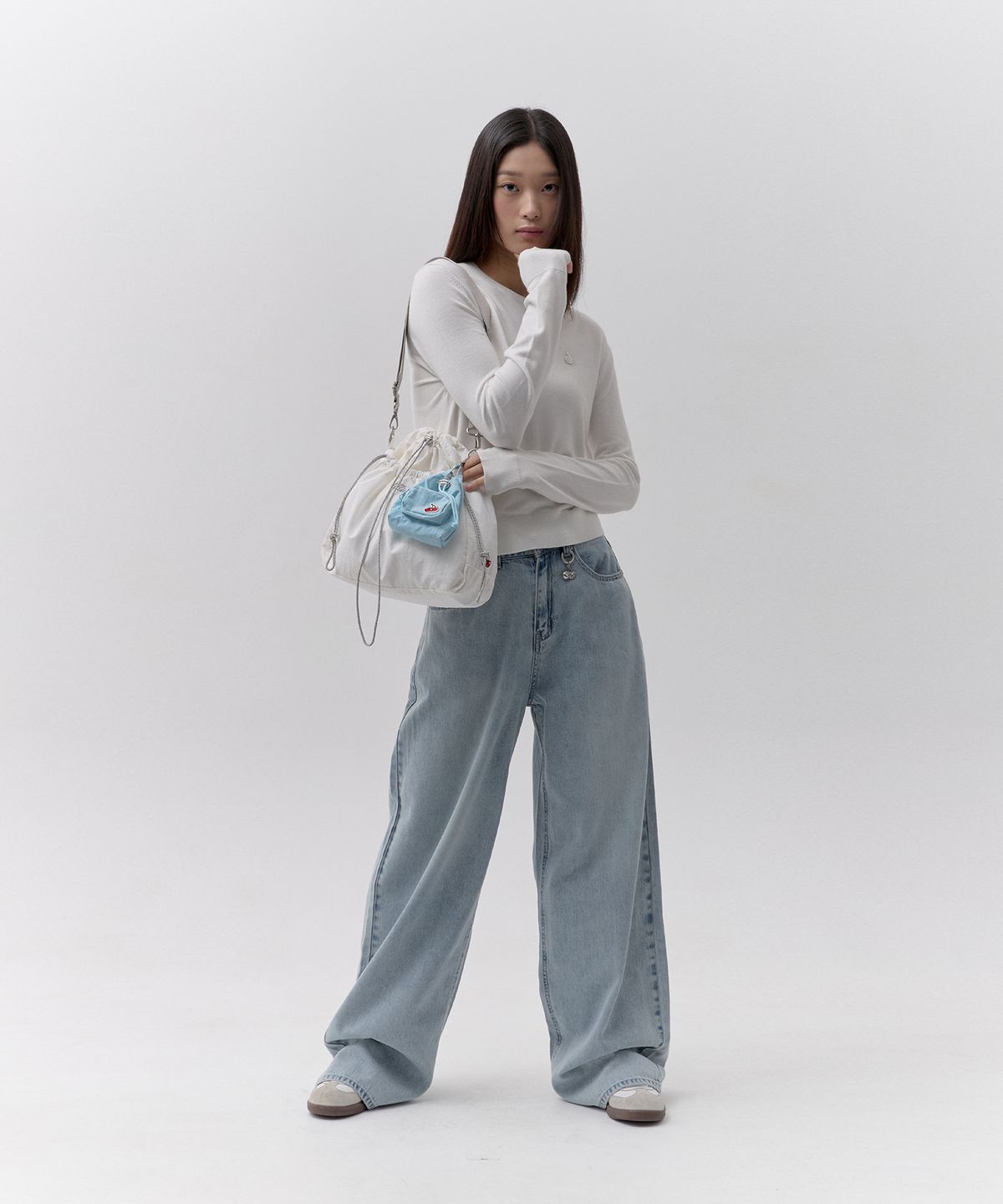 키르시(KIRSH) 키르시 포켓 스트링 크로스백 [아이보리]