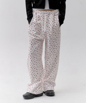 체리 그래픽 루즈핏 스웻팬츠 [화이트]