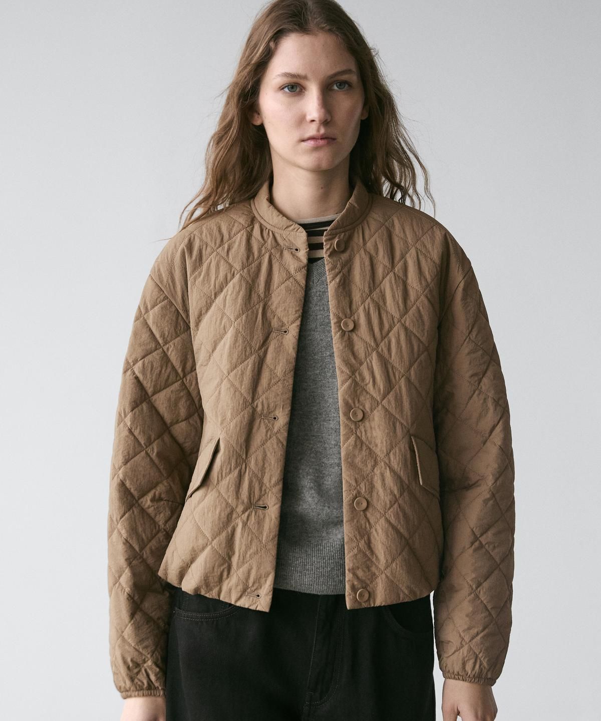 마시모두띠(MASSIMO DUTTI) 라이트웨이트 쇼트 패딩 재킷