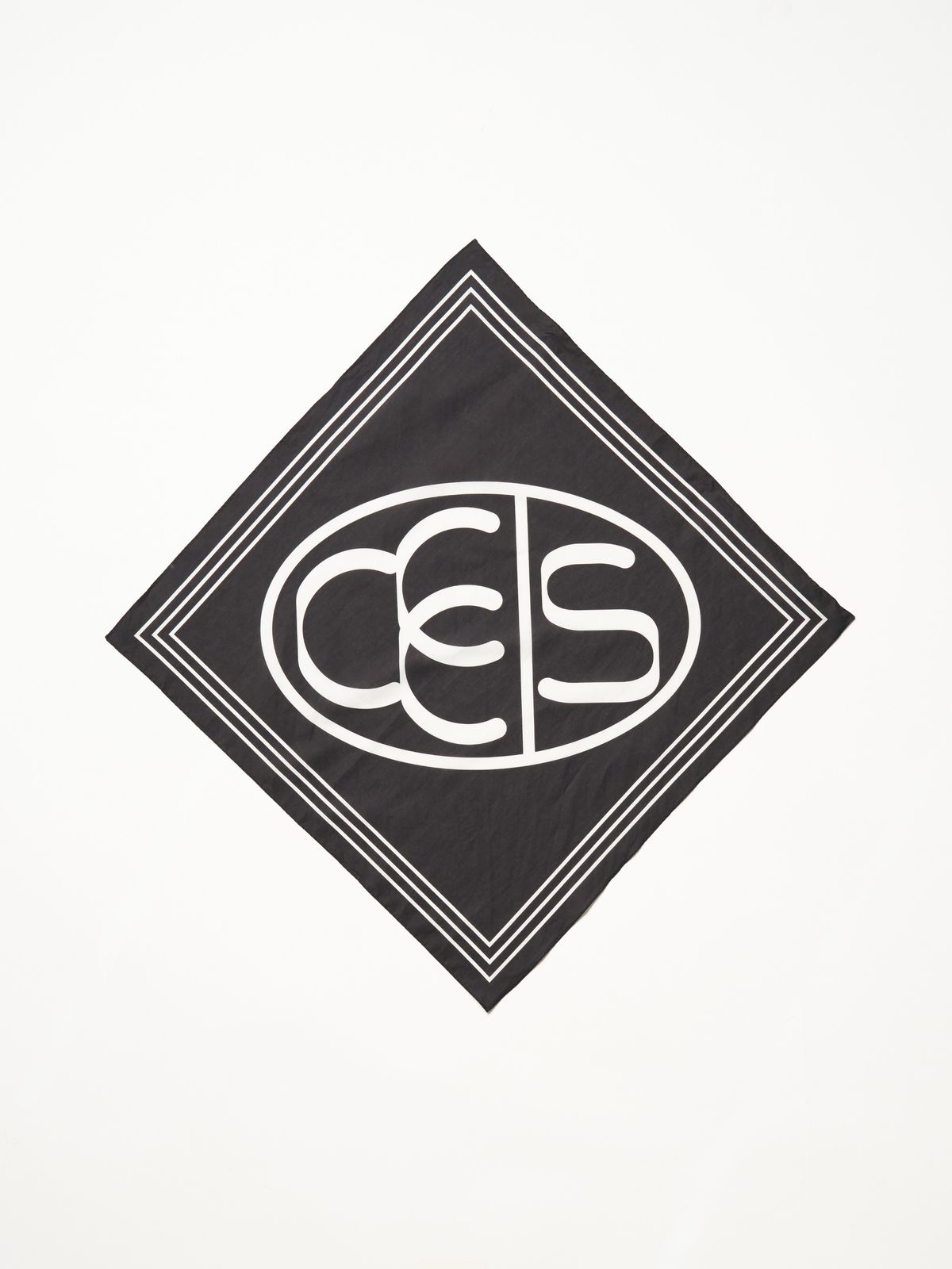 씨씨씨에스(CCCS) BLACK LOOP SCARF