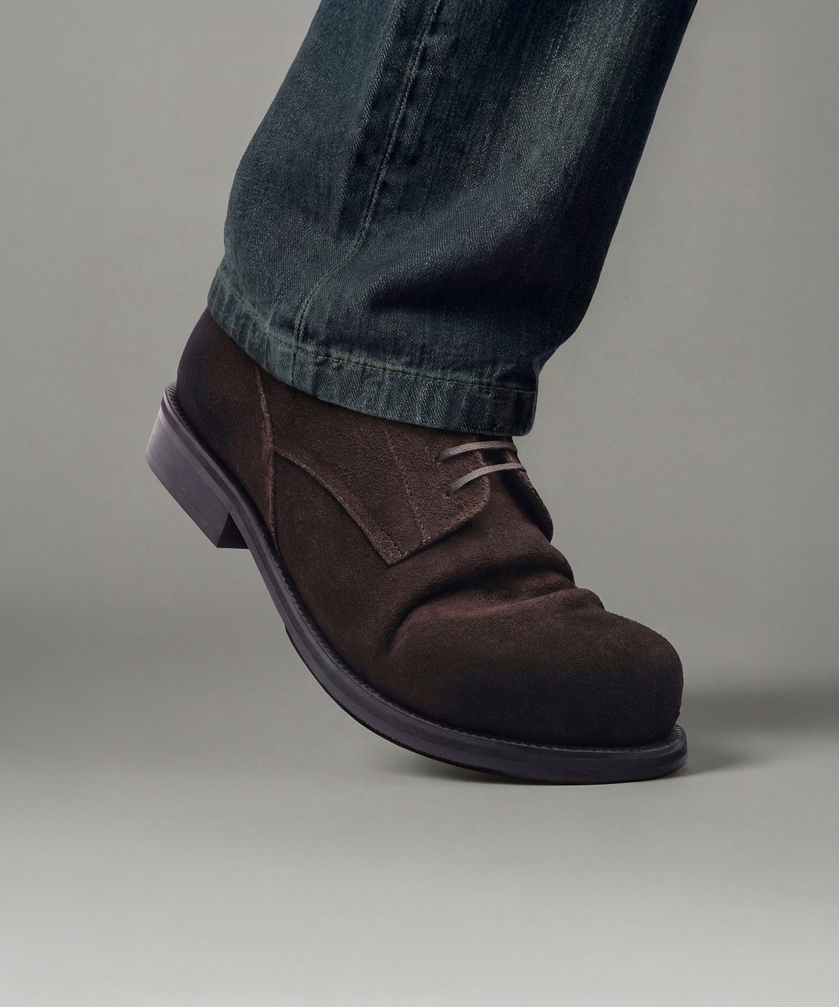 식스핏(6FT) TREE RING WASHING SUEDE DERBY (DARK BROWN)