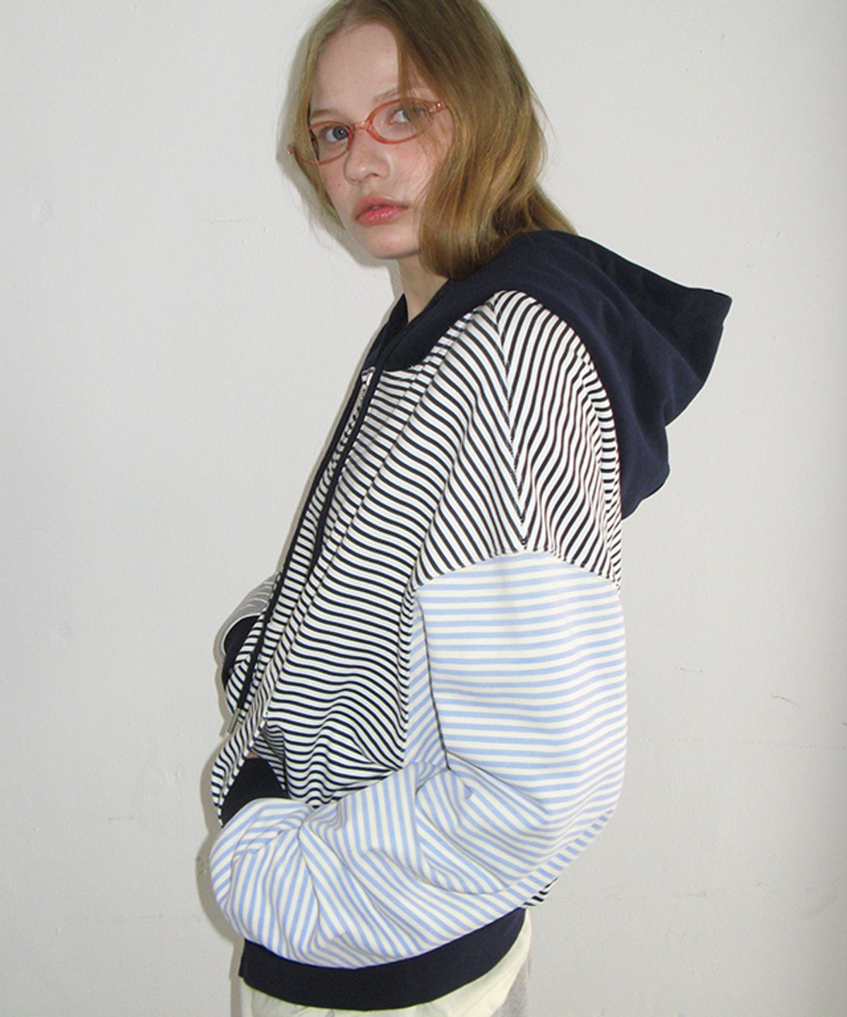 론론(RONRON) 3 MULTI STRIPE HOODIE ZIP UP NAVY