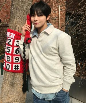 트윌 카라 오버핏 맨투맨